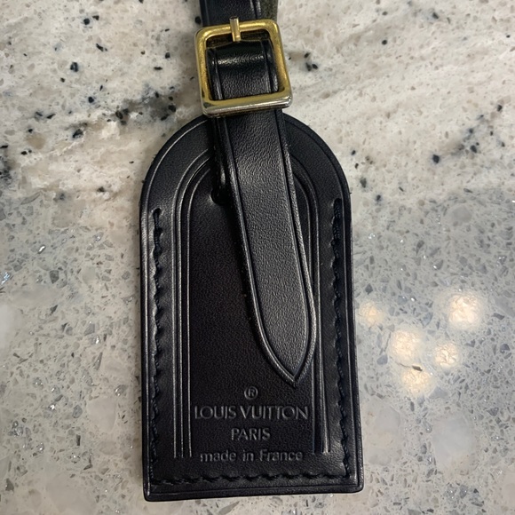 Louis Vuitton Accessories - Authentic LV Louis Vuitton leather name tag